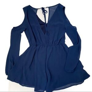 Final Touch Sheer Cold Shoulder Romper Sz Small